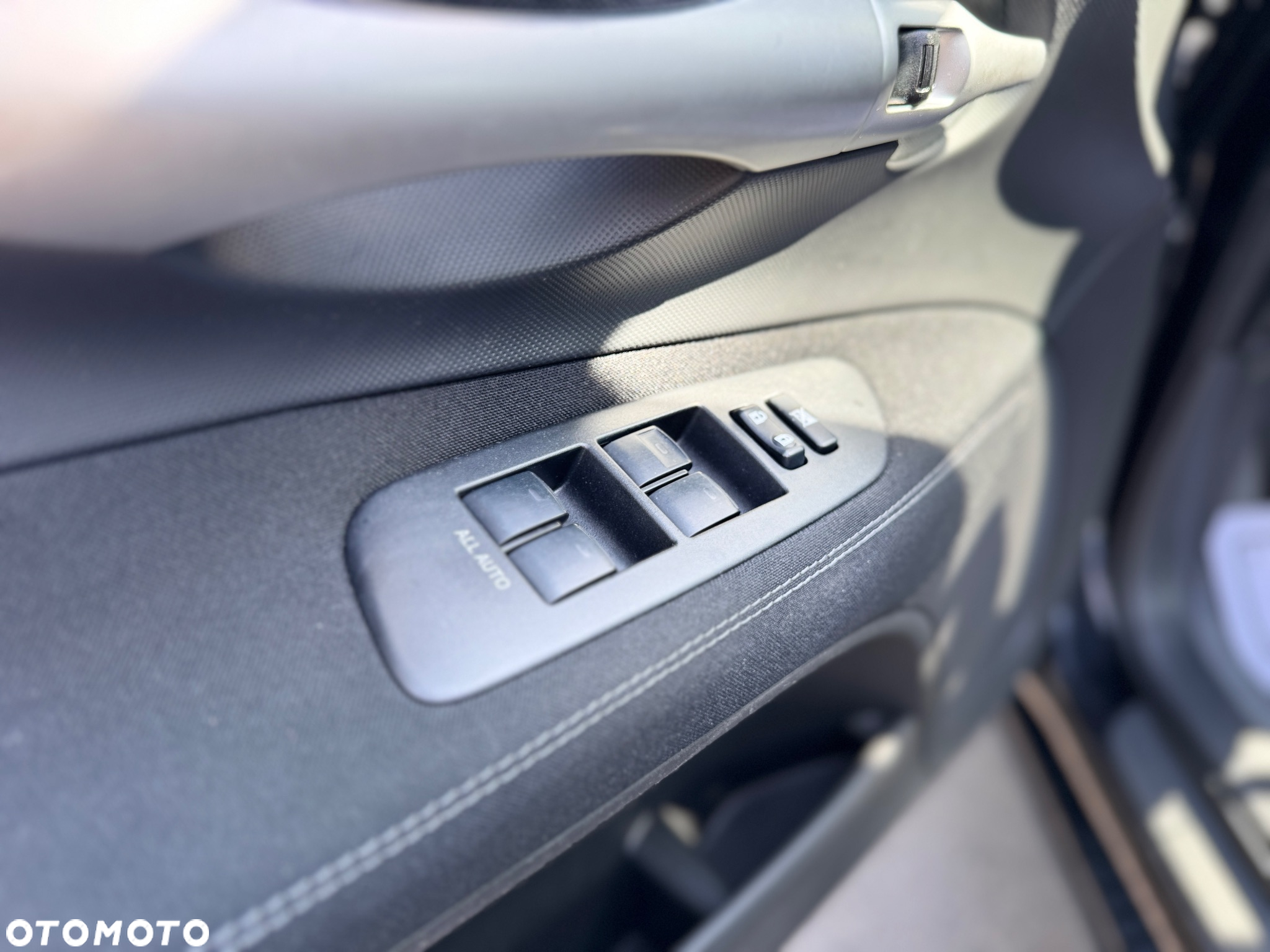 Toyota Auris - 13
