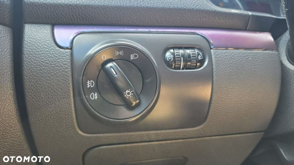 Volkswagen Golf - 15