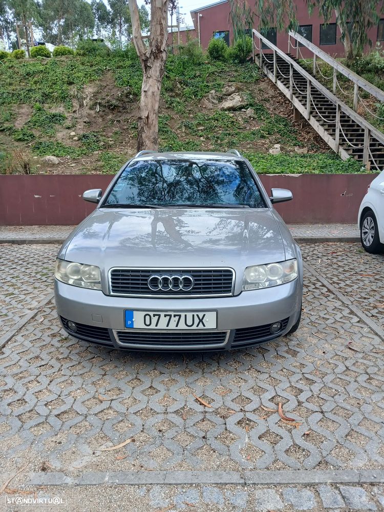 Audi A4 Avant 1.9 TDI m6 S-Line - 1