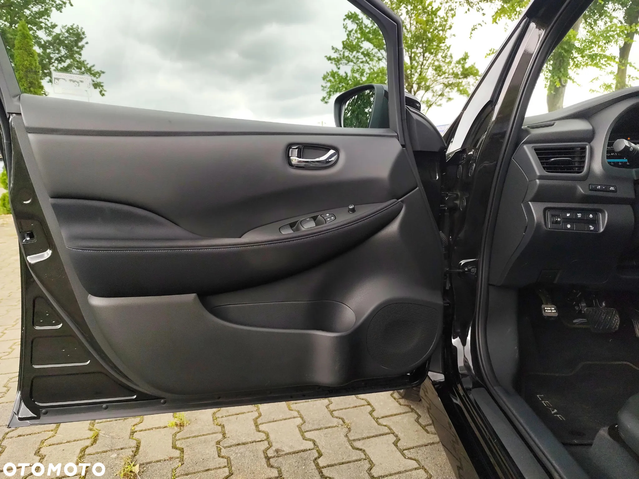 Nissan Leaf 40kWh Acenta (6.6 kW) - 10