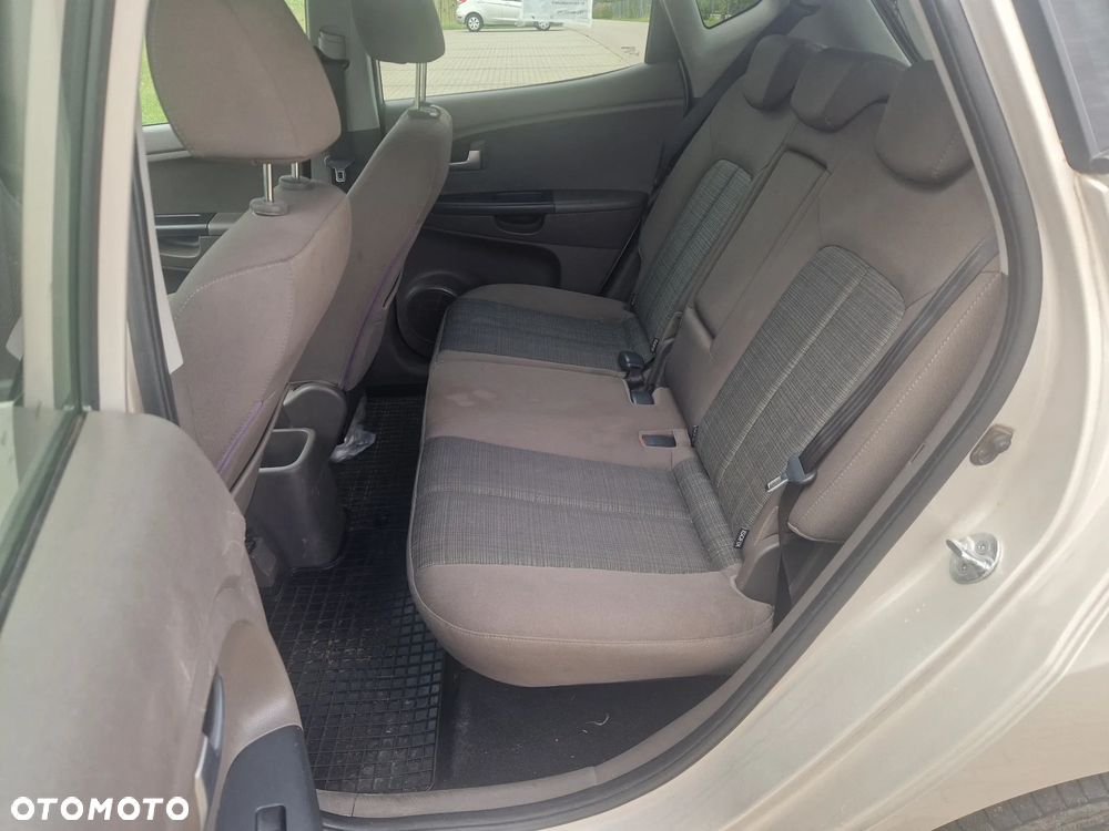 Kia Venga 1.6 M - 6