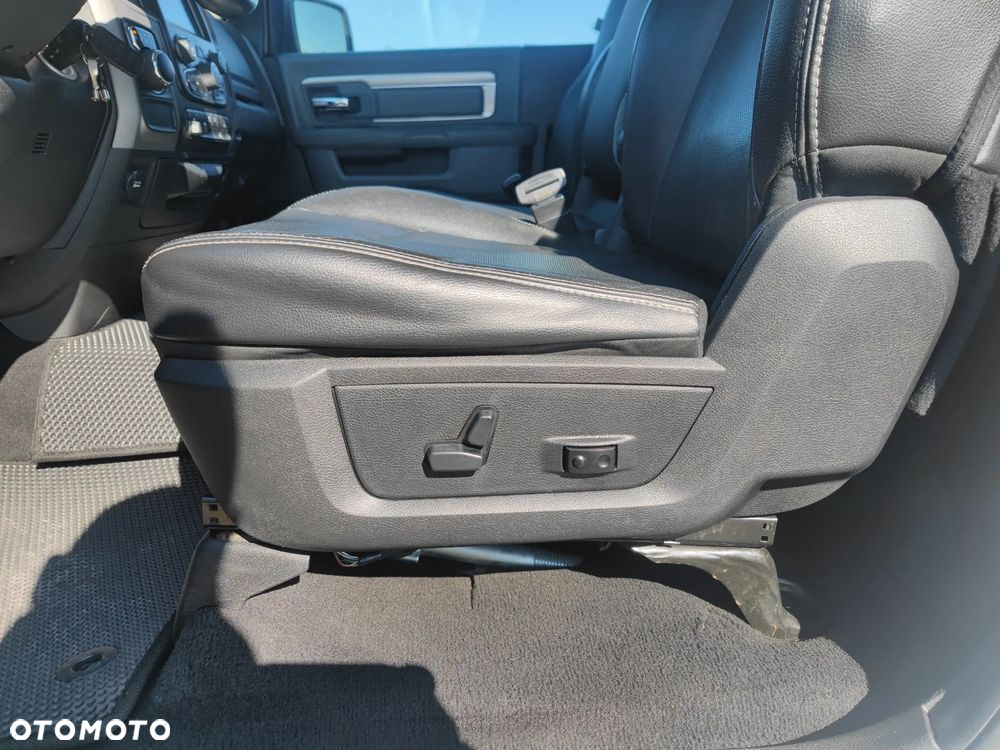Dodge RAM 1500 5.7 4x4 - 11