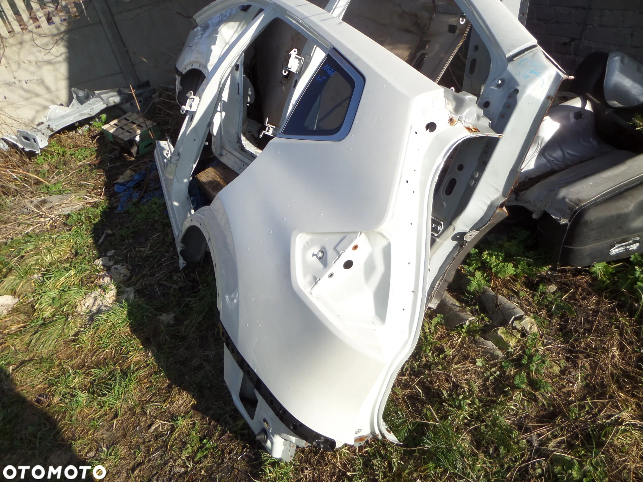 11686 Ćwiartka próg błotnik słupek bok lewy X-Trail T32 14- - 2