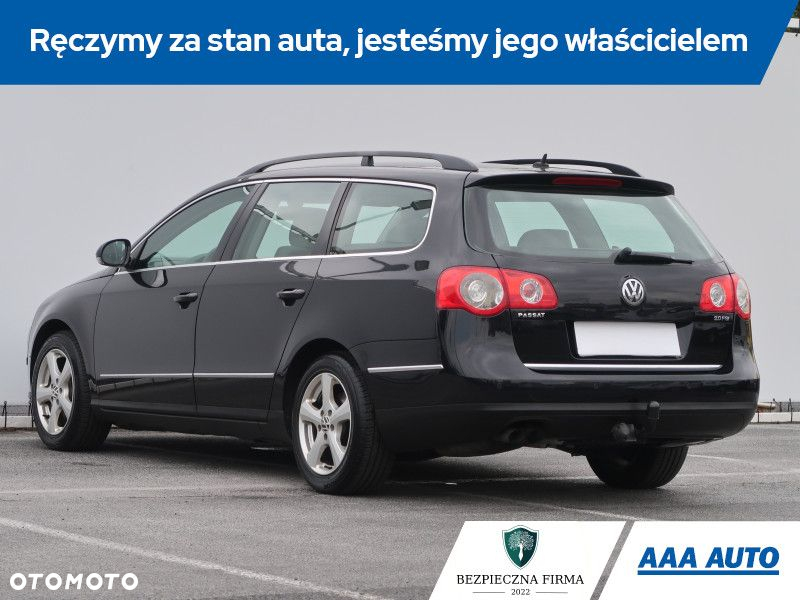 Volkswagen Passat - 5