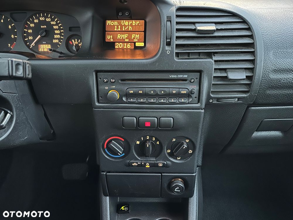 Opel Zafira 1.8 16V Elegance - 38