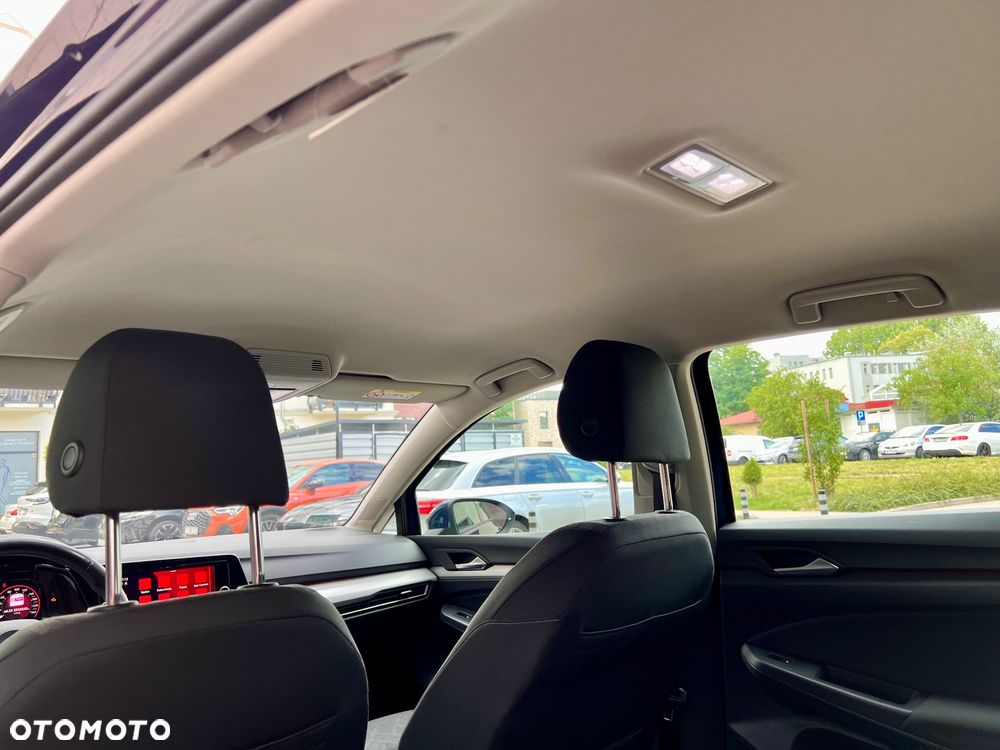 Volkswagen Golf 1.5 eTSI EVO Life DSG - 23