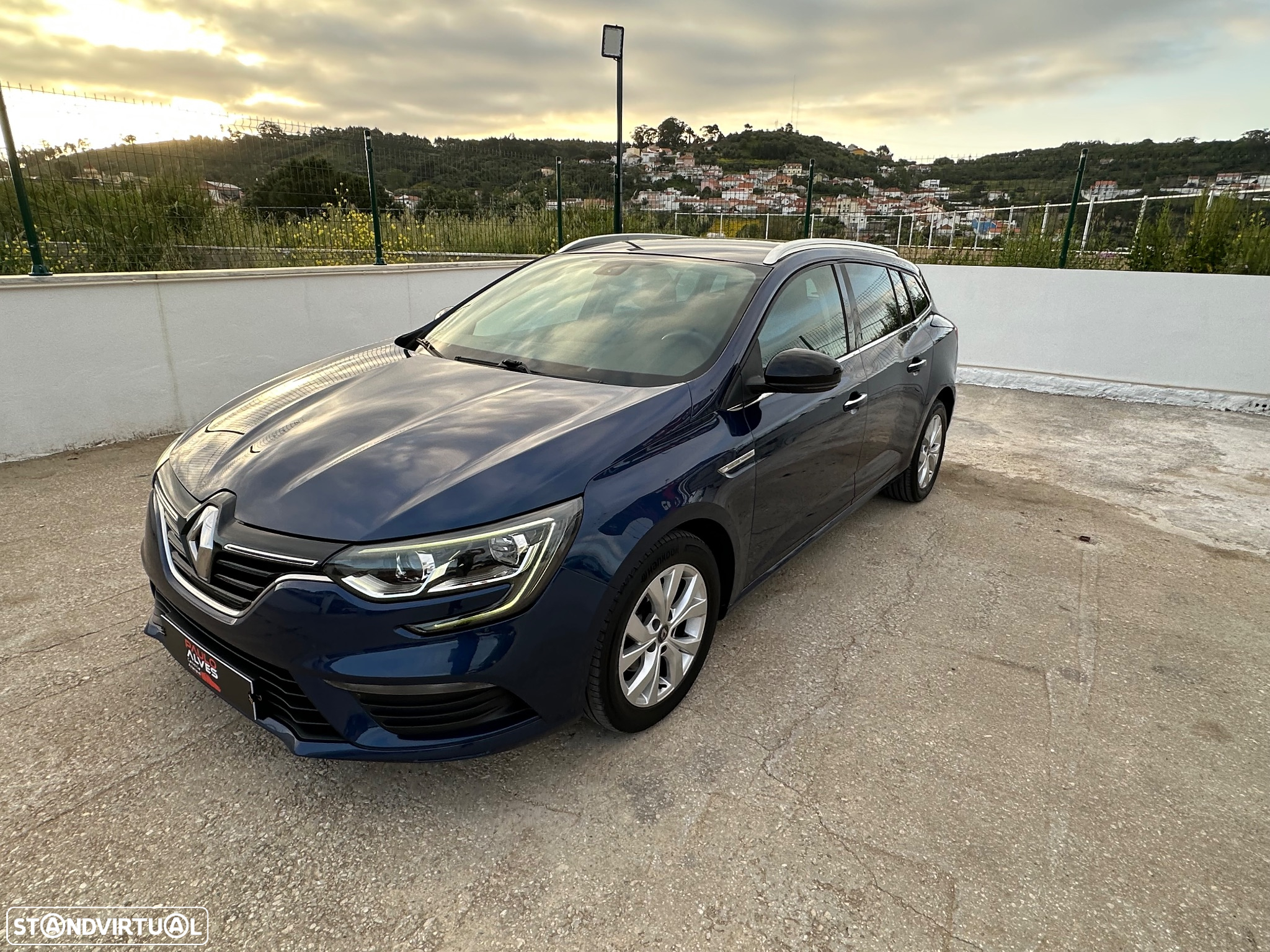 Renault Mégane Sport Tourer 1.5 Blue dCi Limited - 4