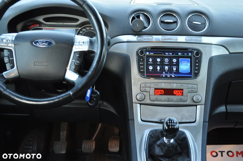 Ford S-Max 2.0 TDCi Titanium - 21