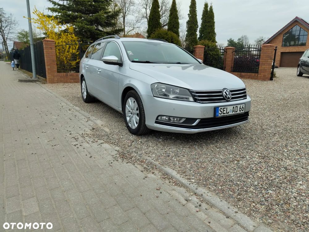Volkswagen Passat - 2