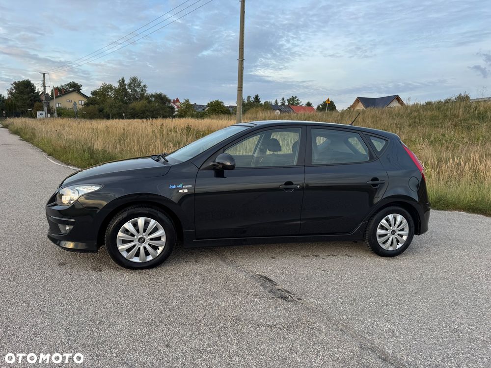 Hyundai i30 1.4 Blue Comfort - 16