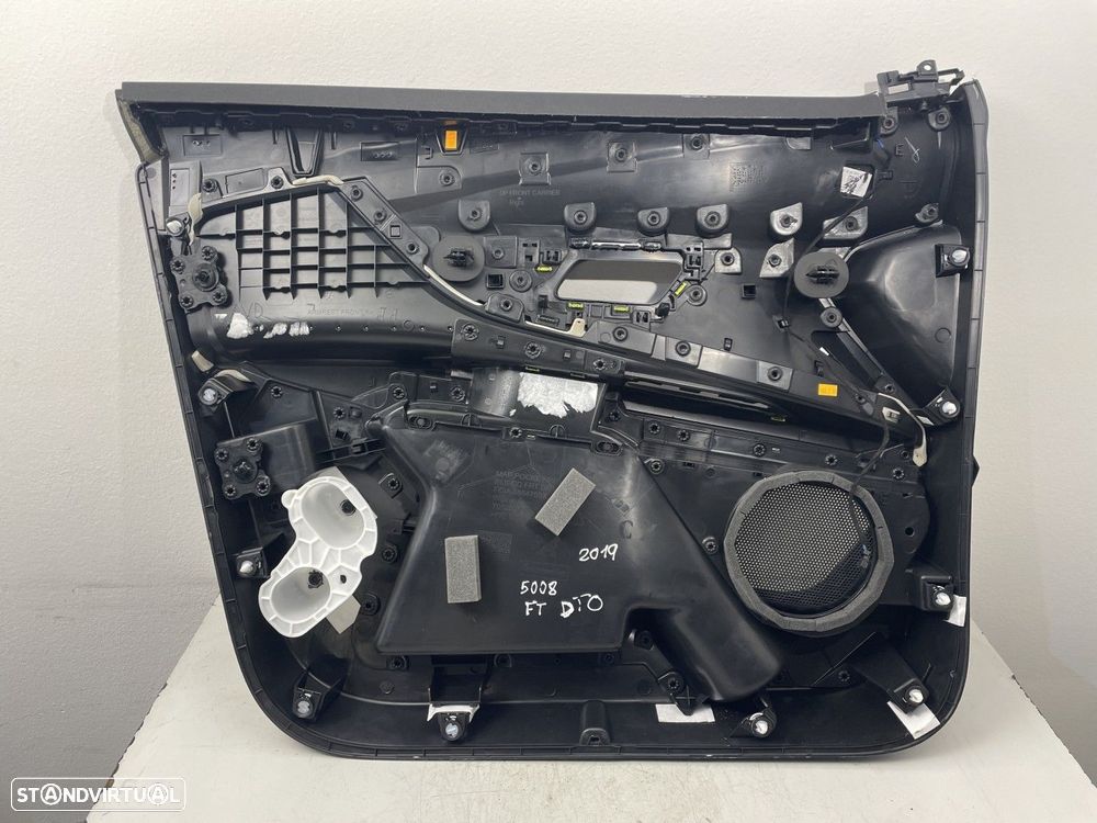 Quartela Dto Frente Preto Usado PEUGEOT 5008 II / 3008 SUV 1.5 BlueHDi 130 - 2