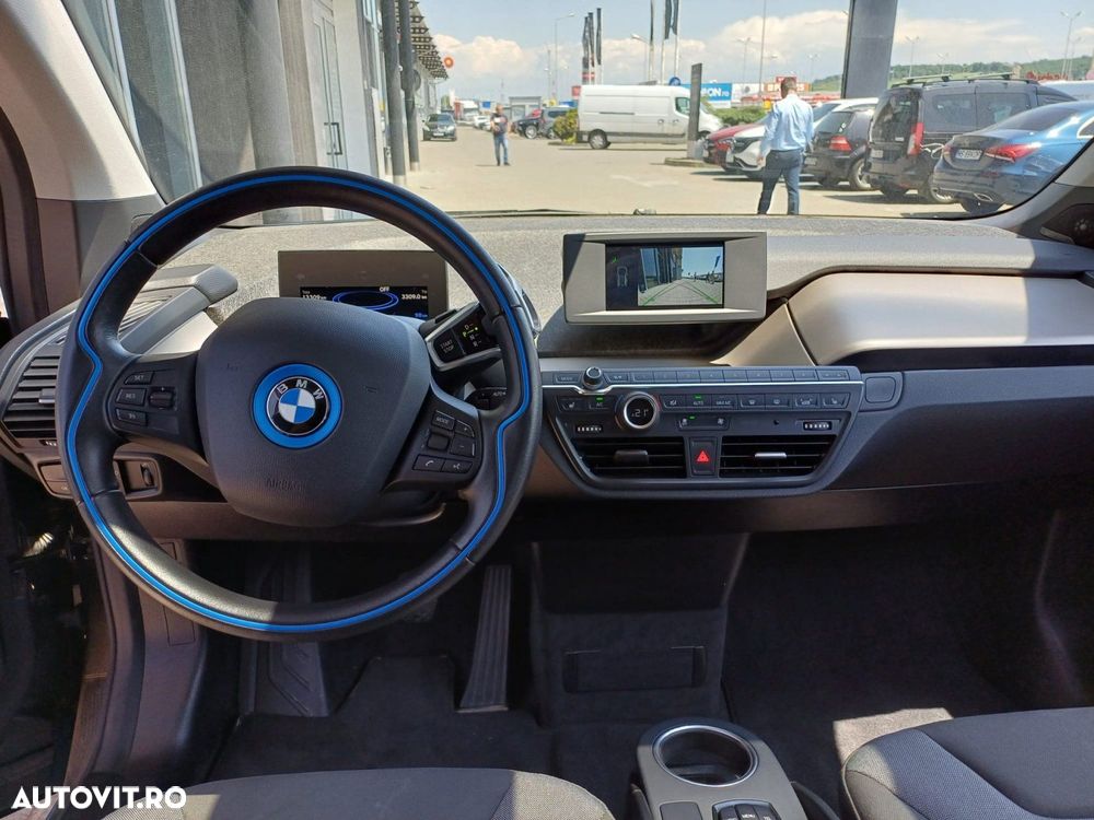 BMW i3 - 8