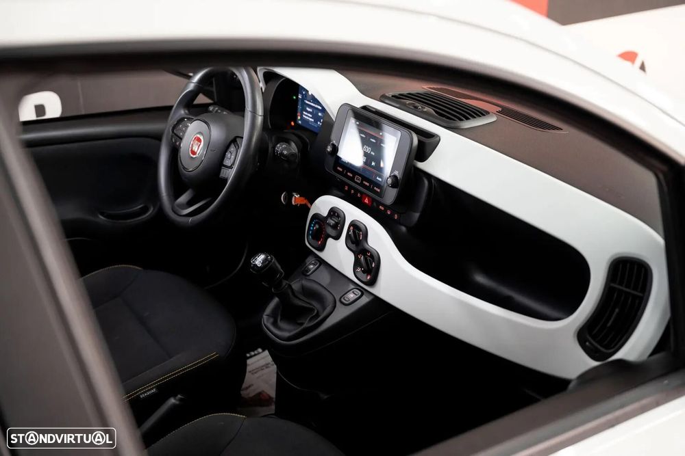 Fiat Panda Pandina 1.0 Hybrid - 19