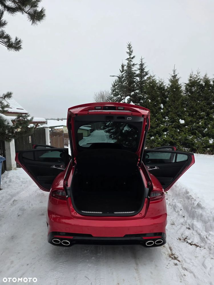 Kia Stinger 3.3 T-GDI AWD OPF GT - 13