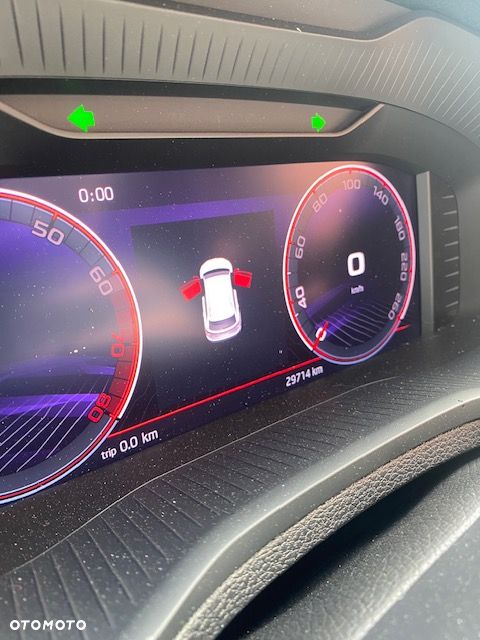 Skoda Karoq 1.5 TSI ACT Sportline DSG - 9