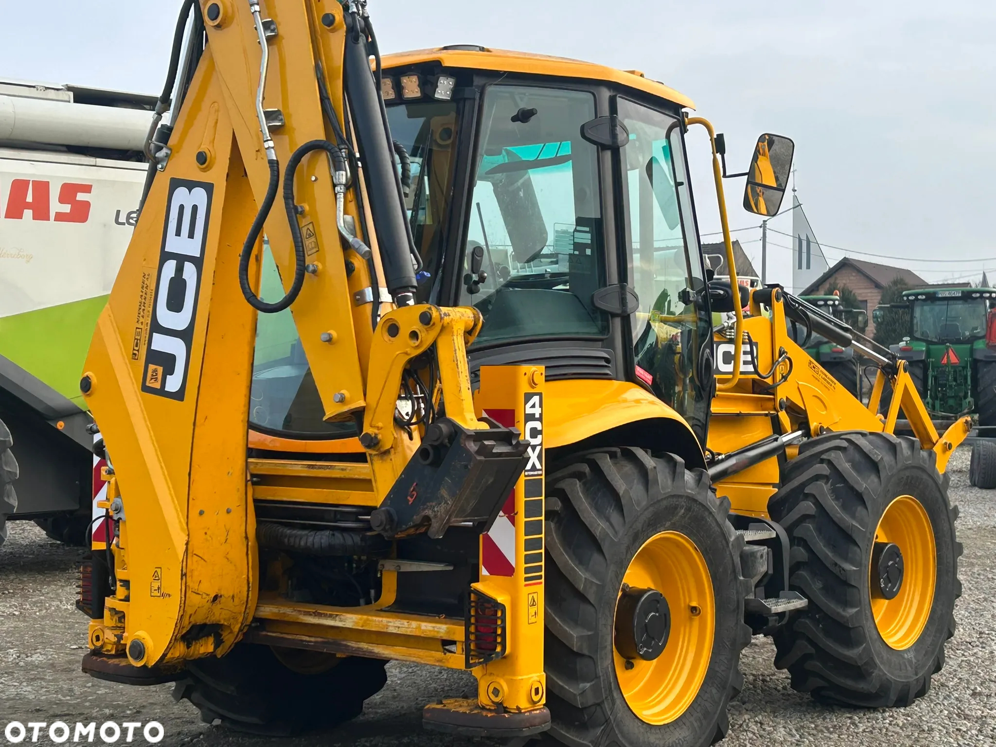 JCB 4CX - 3
