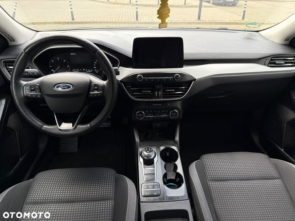 Ford Focus 1.5 EcoBlue Start-Stopp-System TITANIUM - 11