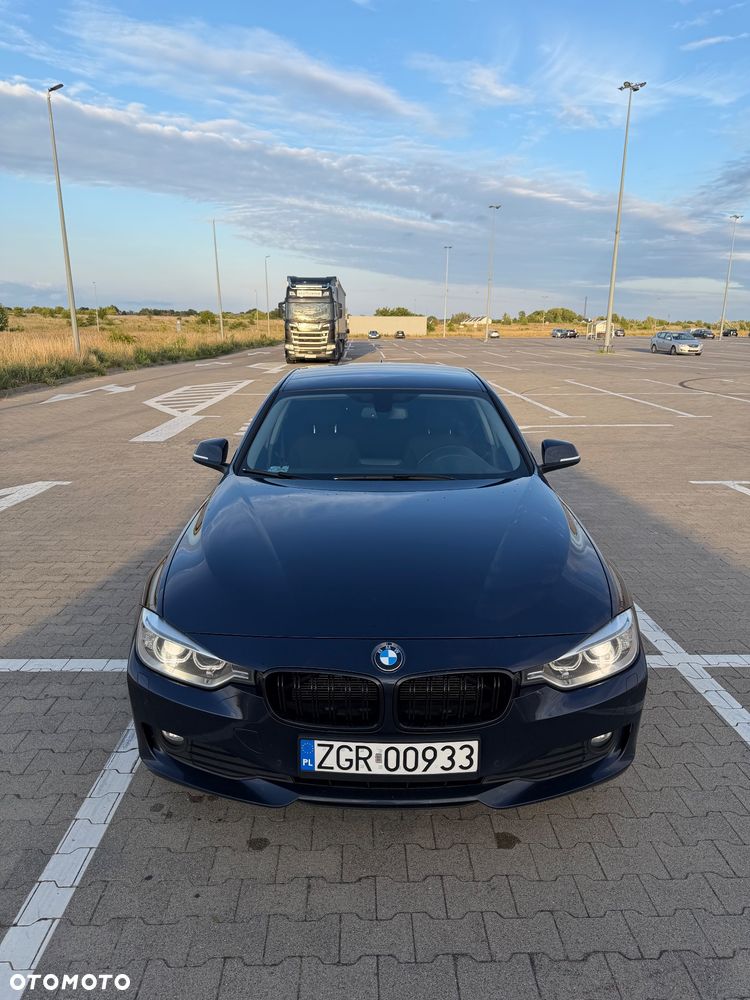 BMW Seria 3 316i - 2