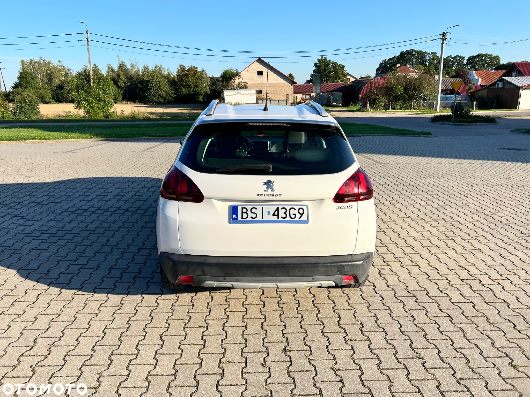 Peugeot 2008 PureTech 110 Stop&Start Allure - 4