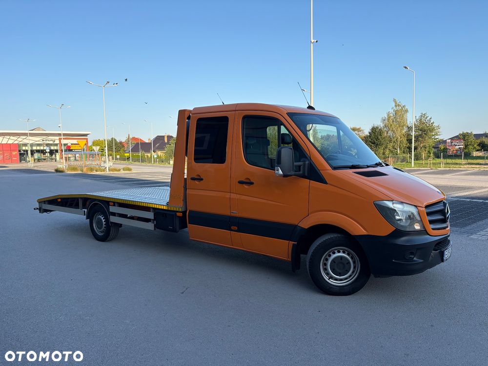 Mercedes-Benz Sprinter - 9