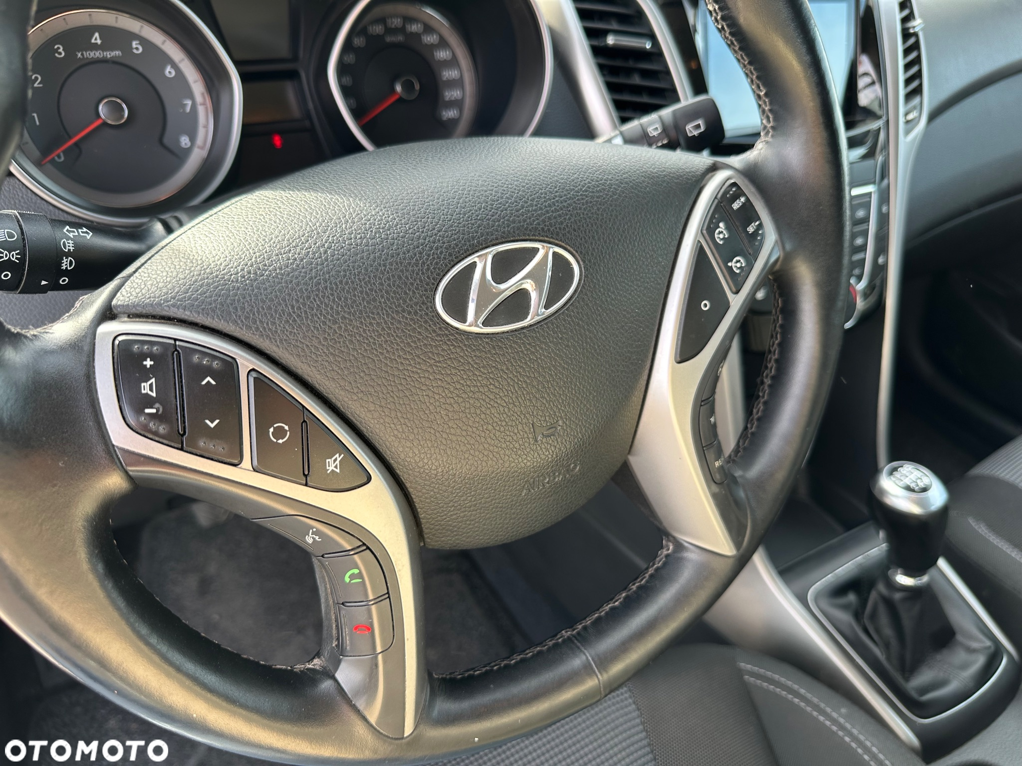 Hyundai i30 1.6 GDI BlueDrive Go - 27