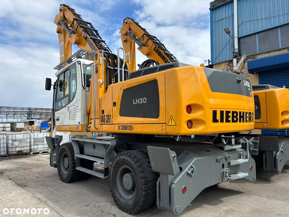 Liebherr LH 30 M - 4