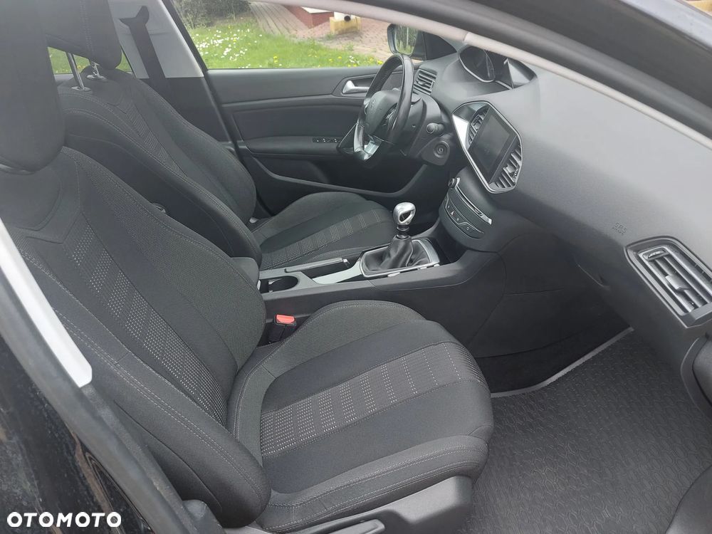Peugeot 308 1.6 BlueHDi Active S&S - 9