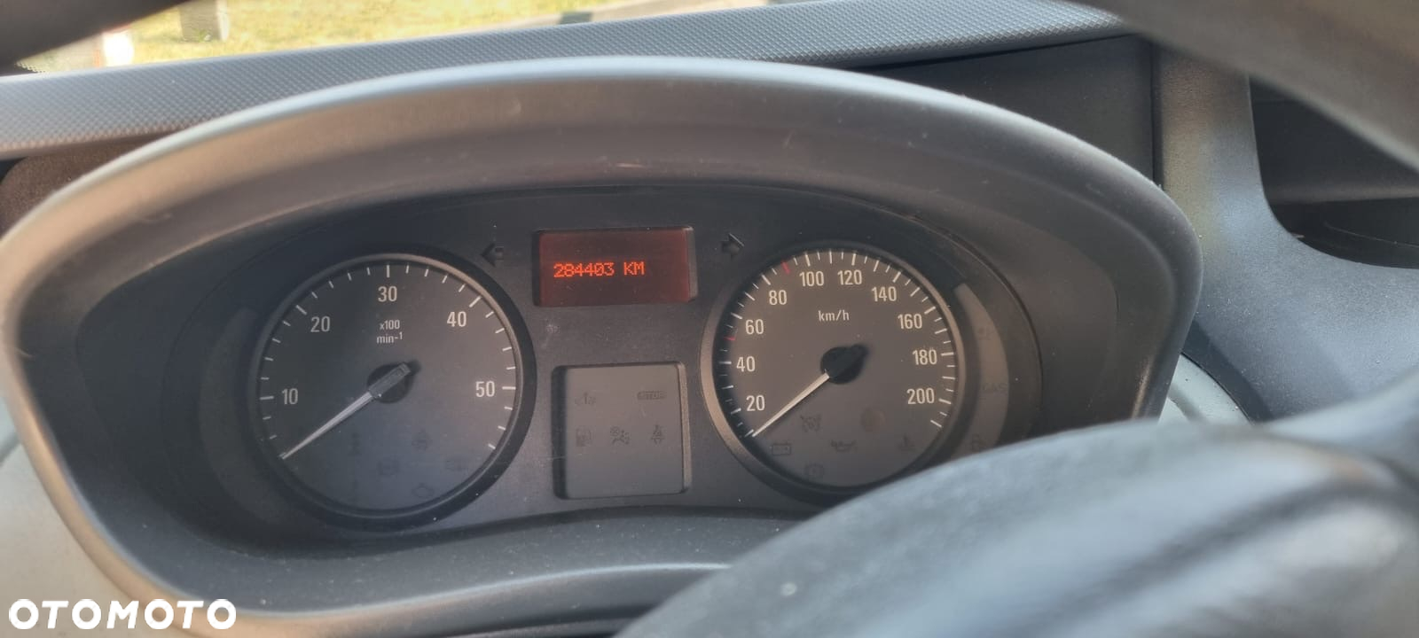 Opel Vivaro - 8
