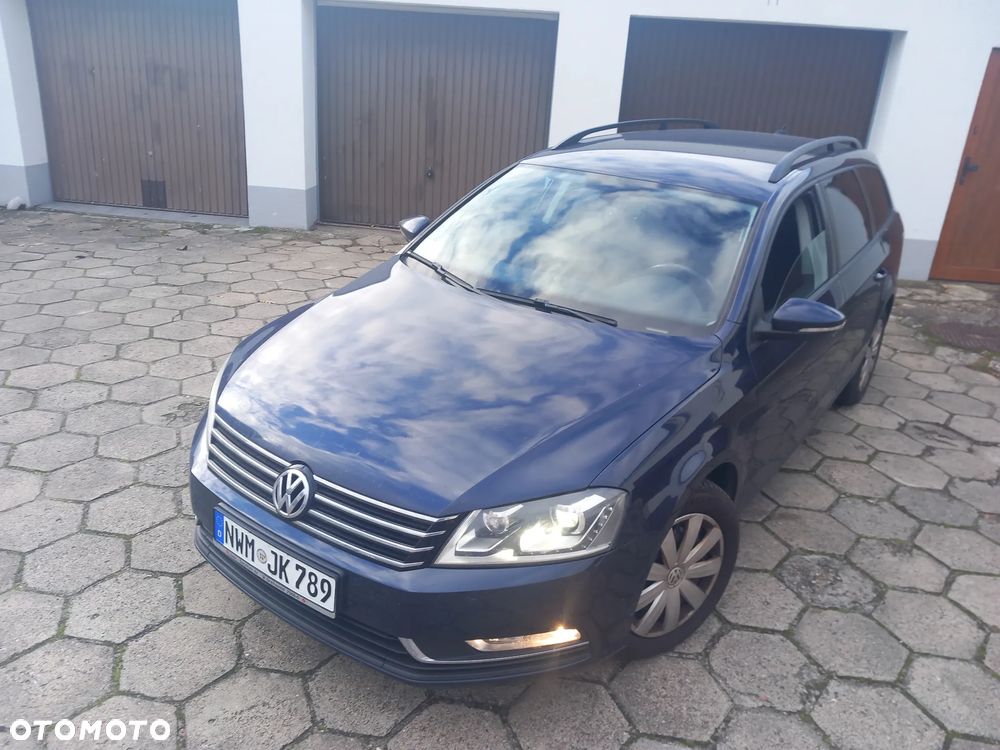 Volkswagen Passat Variant 2.0 Blue TDI SCR Comfortline - 11