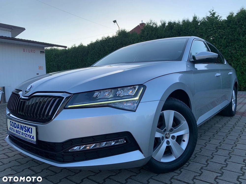 Skoda Octavia 1.5 TSI e-Tec Ambition DSG - 1