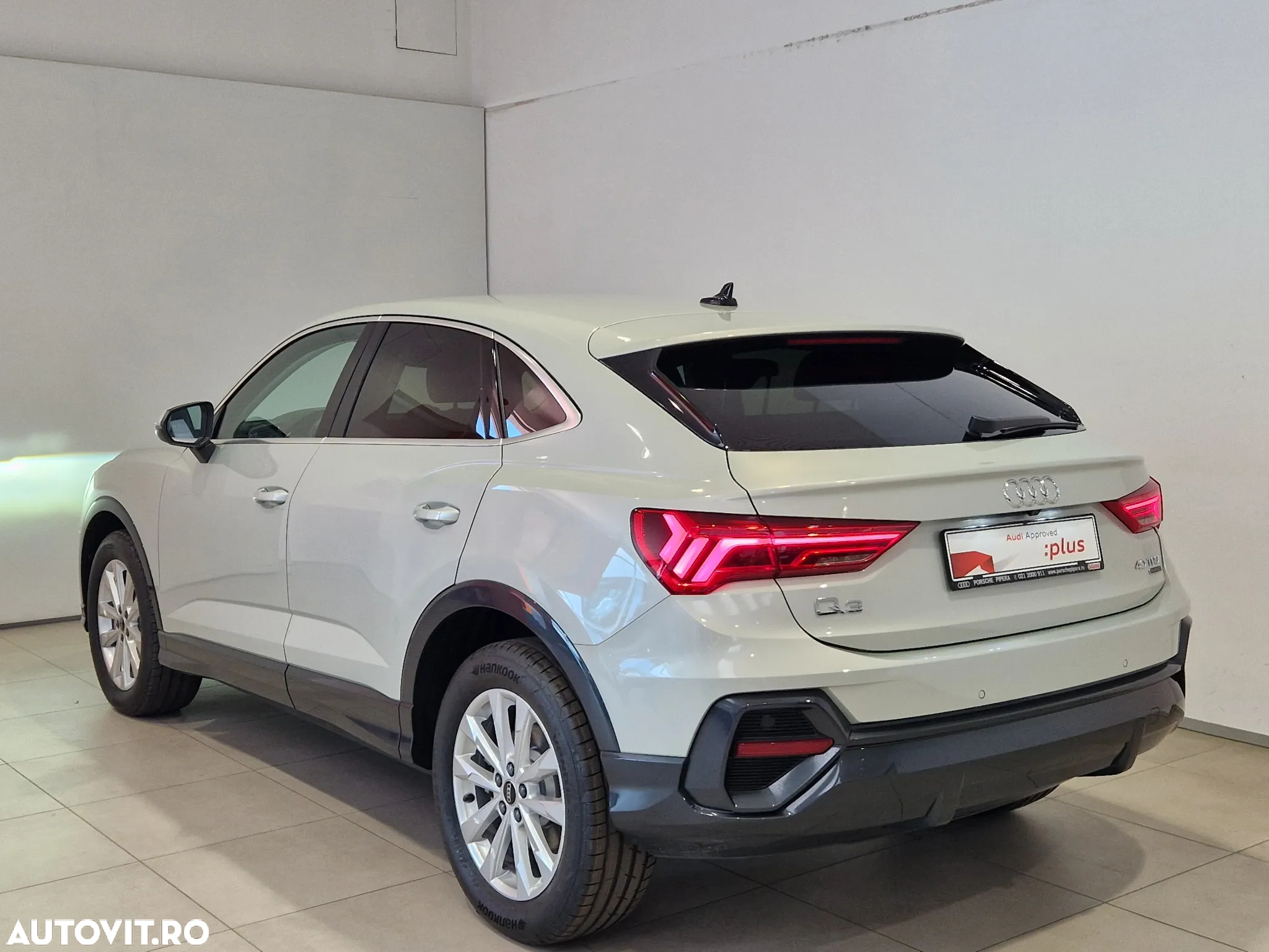 Audi Q3 2.0 40 TFSI S tronic quattro - 3