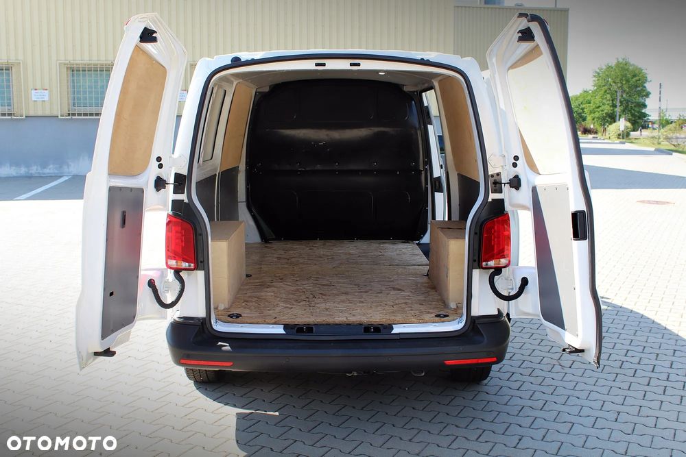 Volkswagen Transporter T6.1 - 8