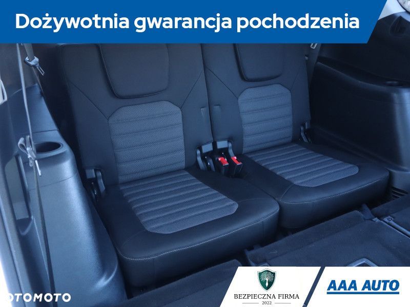 Ford S-Max - 21
