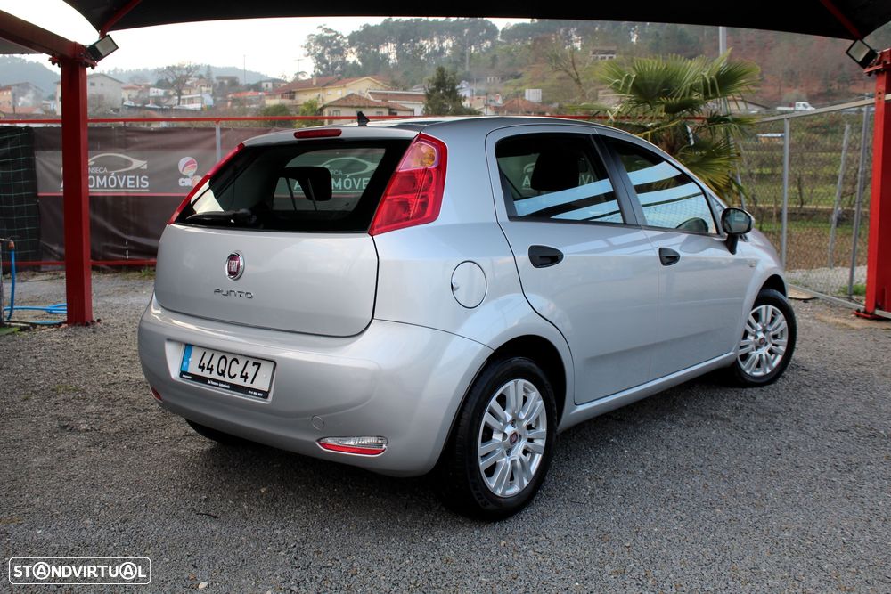 Fiat Punto 1.3 M-Jet Lounge S&S - 3