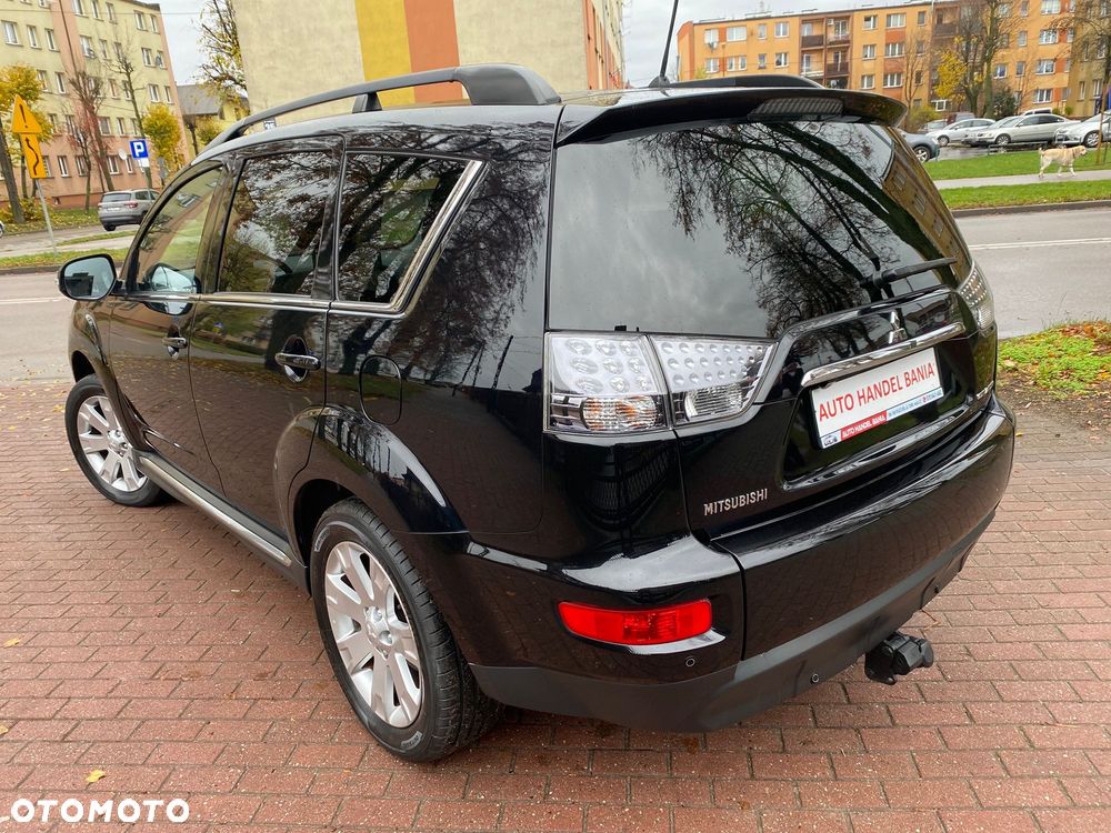 Mitsubishi Outlander 2.0 Intense + 2WD CVT - 19