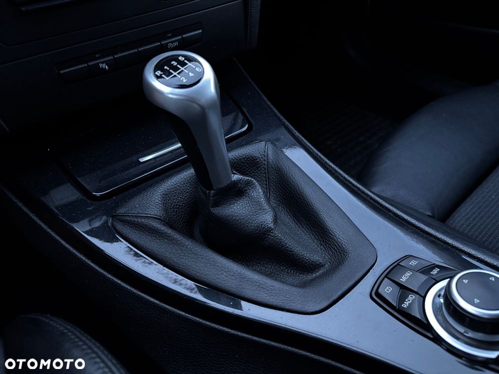 BMW Seria 3 318d - 10