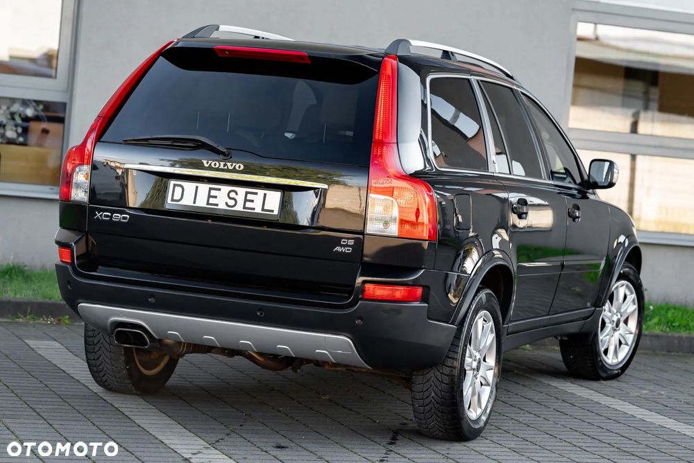 Volvo XC 90 D5 AWD Executive - 26