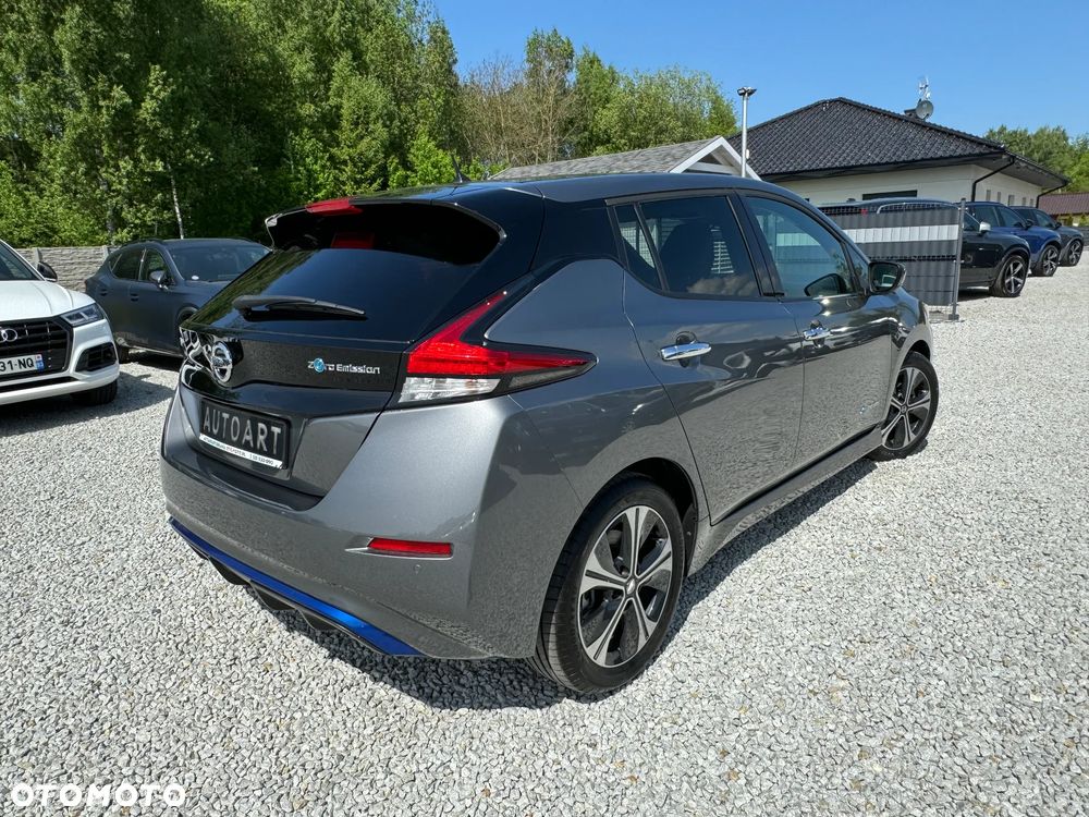 Nissan Leaf 40 kWh TEKNA - 16