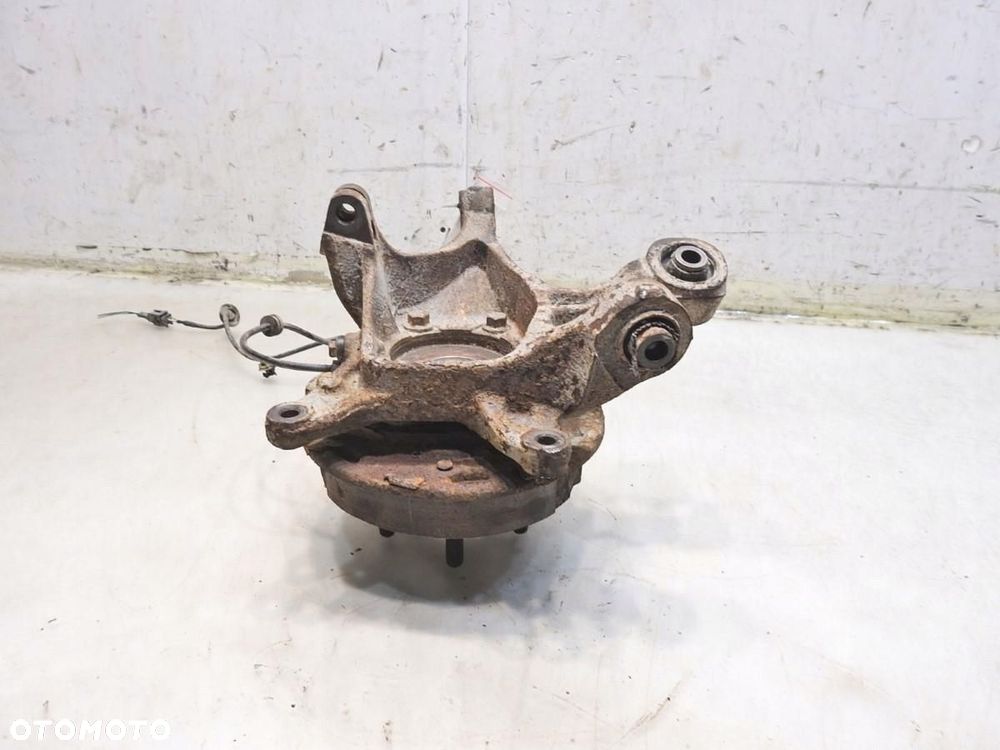 PIASTA ZWROTNICA LEWY TYŁ Z ABS SUBARU OUTBACK IV 2.0 D - 5