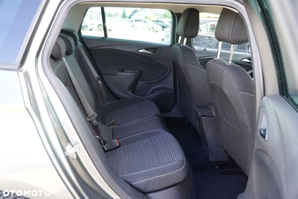Opel Astra 1.4 Turbo Innovation - 7