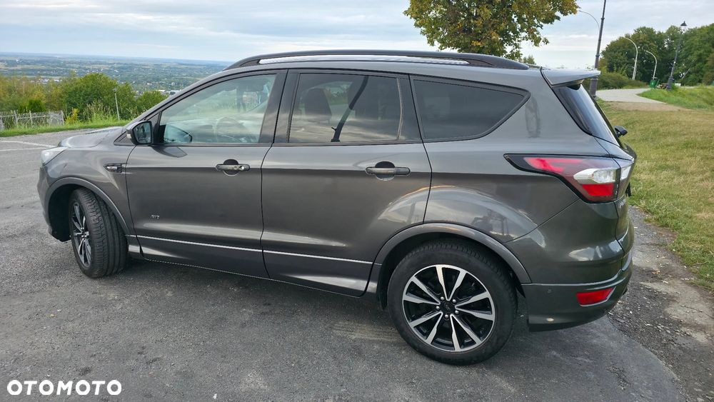 Ford Kuga 2.0 TDCi 4x4 ST-Line - 6