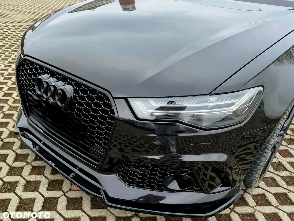 Audi RS6 Avant - 10