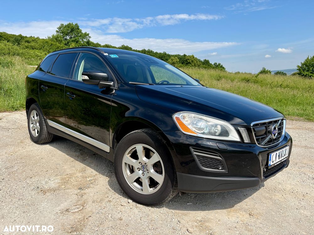Volvo XC 60 2.4D AWD Momentum - 11