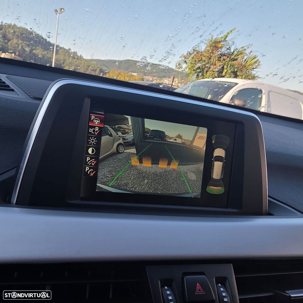 BMW X1 20 d sDrive Auto Advantage - 8