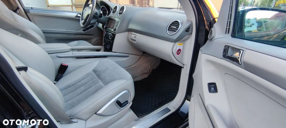 Mercedes-Benz ML 320 CDI 4-Matic - 22