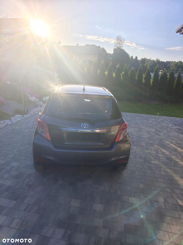 Toyota Yaris 1.0 Active - 12