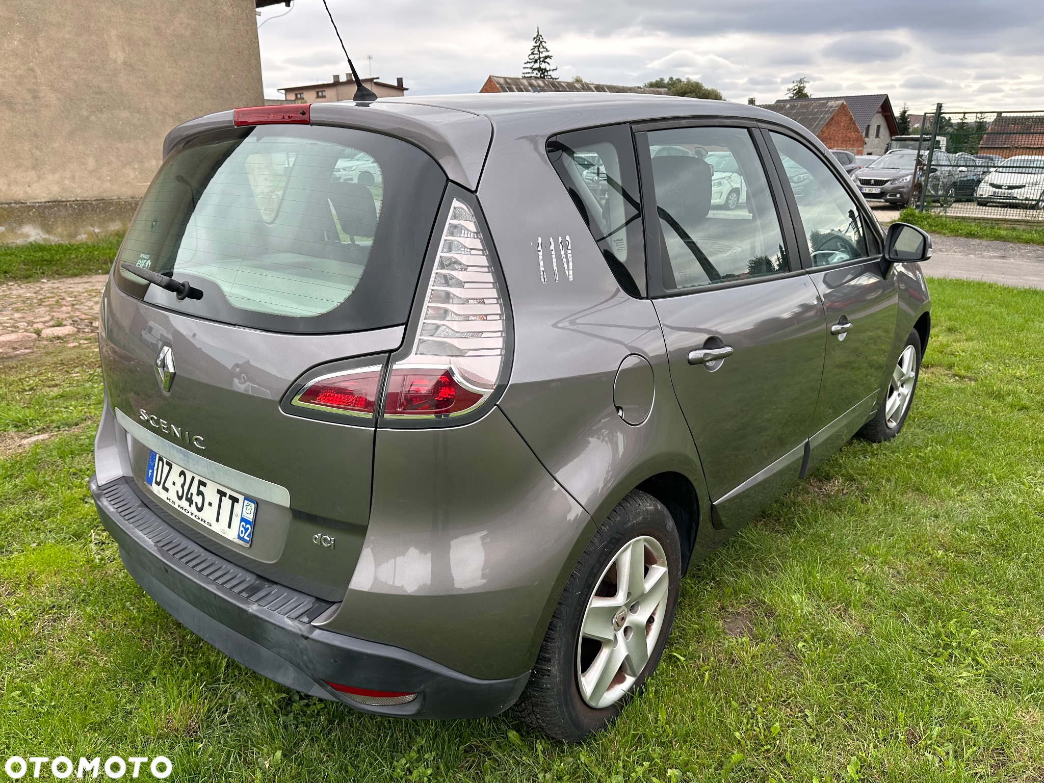Renault Scenic 1.5 dCi Life - 4