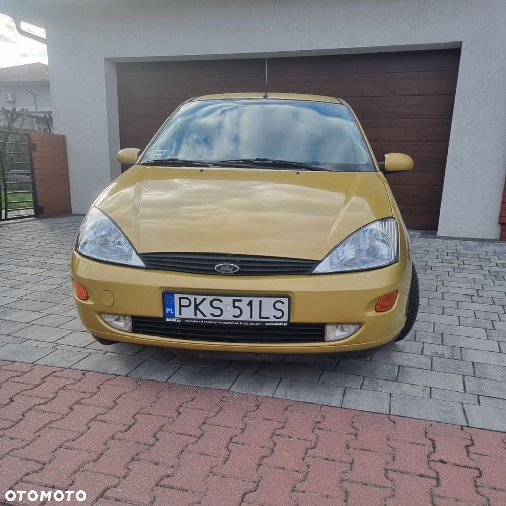 Ford Focus - 1