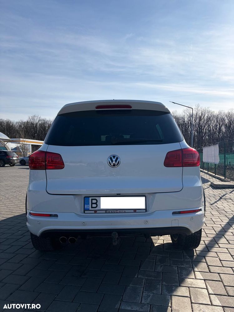 Volkswagen Tiguan - 12