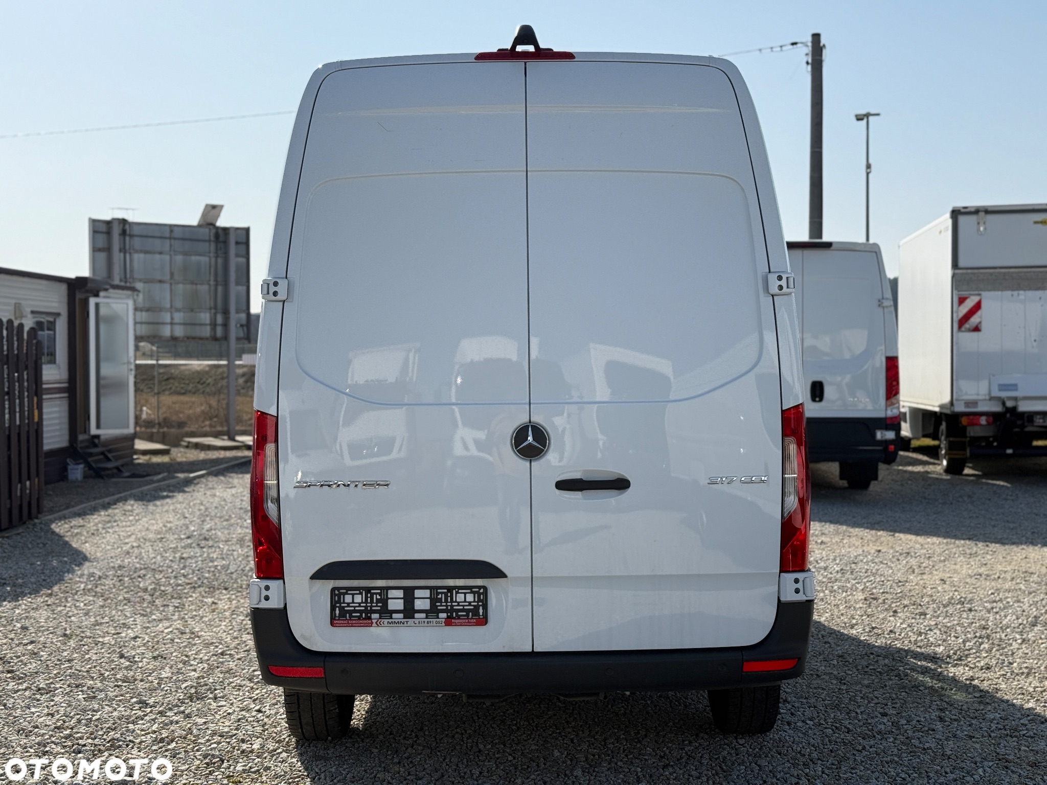 Mercedes-Benz Sprinter 317 CDI /L2H2 średniak/LED/Prawie Nowy/Navi/Klima/Kamera/bdb stan - 9